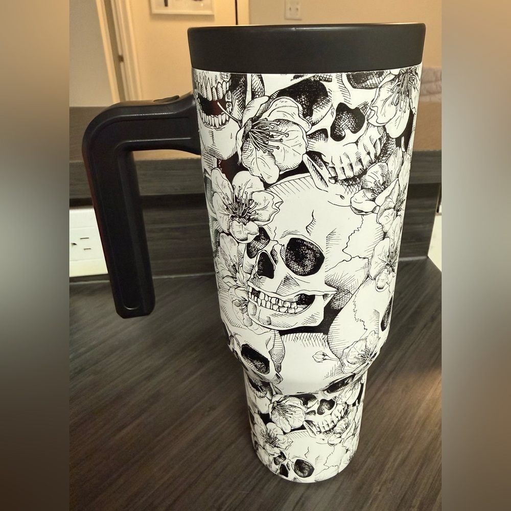 Hydrapeak Skull and Floral Tumbler